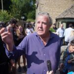 Jeremy Clarkson Especifica um novo motorista Jeremy Corbyn está no teste de discagem