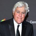 JAY LENO PUNO PERGUNTAS “HANG” do público: “Vá para brincar”