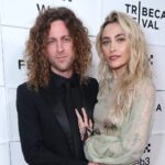Paris Jackson se separou do noivo, referindo -se a “quebrar o tecido” em artigos emocionais