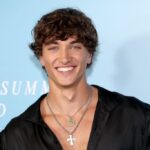 Gavin Casalegurno no fogo por Sydney ‘Genety Ad’