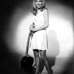 Jaannie, você deveria, nahanmaker dos anos 60 e 70 e por 58 Ole Ole Ole Ole, morrendo aos 85 anos