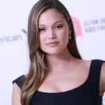 Cultura Sekl Sehl Sehl 3 na primeira plataforma da primeira plataforma e amizade com Olivia Holt Returns (especial)