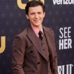 Tom Holland cita um novo terno no Homem-Aranha: Novo Primeiro Dia