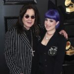 Kelly Osborne compartilha foto após o segredo Ozzy Ozzy Ozzy Ozborne