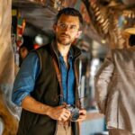 Antes de Jurassic World, Jonathan Bailey olhou