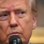 Donald Trump tenta cuspir e subir seu caminho para anunciar a vitória econômica